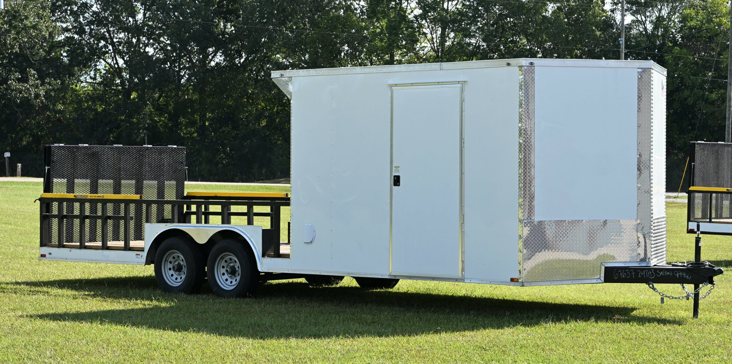 FR502 Cynergy 8.5x24 Hybrid Enclosed Trailer 10K | Safford