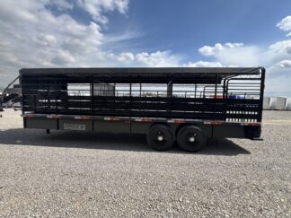 CW901 Circle W 6'8"x24' Gooseneck Livestock Trailer